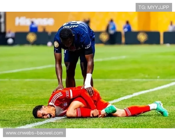 拜仁核心穆西亚拉提前归队特训，全力弥补伤病缺失的体能